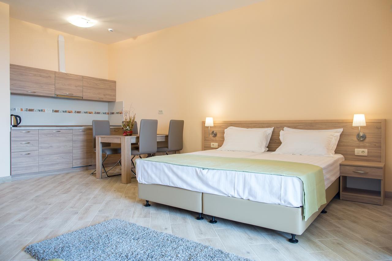 Aparthotel Belvedere Residence Becici Budva Quarto foto
