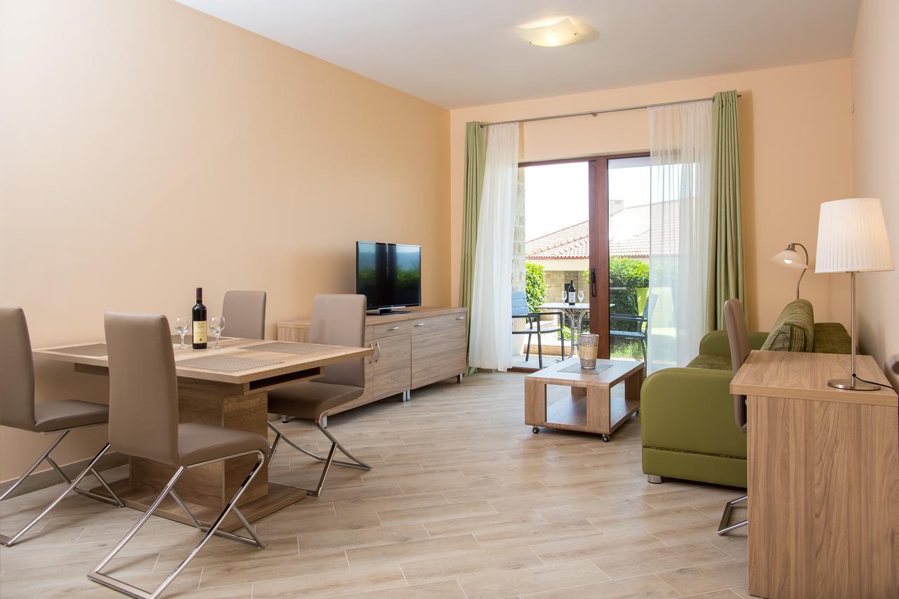 Aparthotel Belvedere Residence Becici Budva Exterior foto